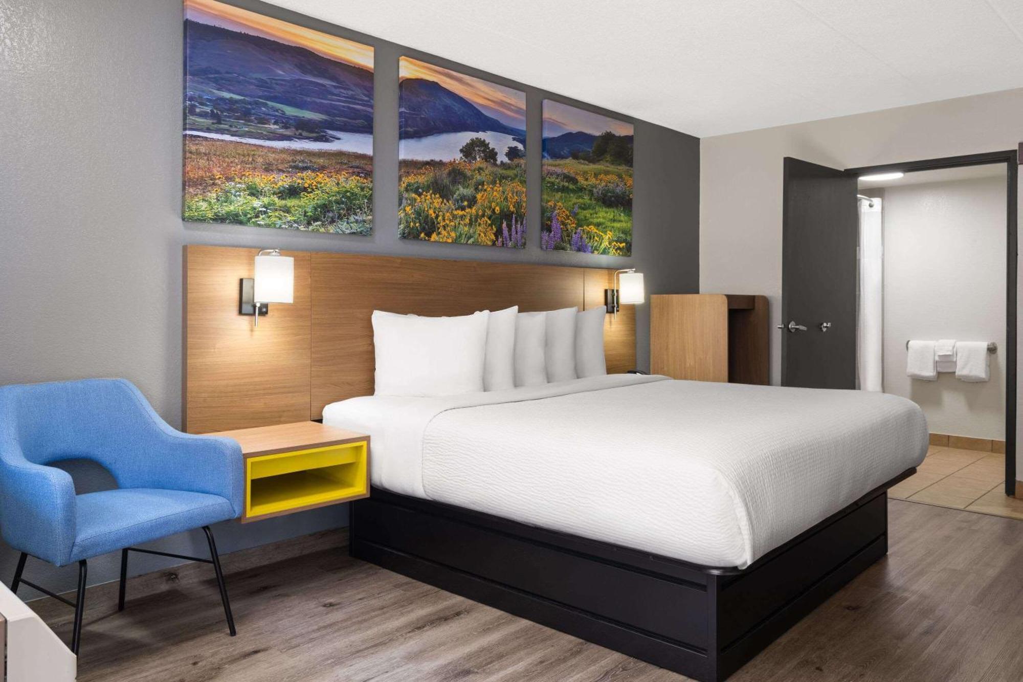 Days Inn By Wyndham Columbus Worthington エクステリア 写真