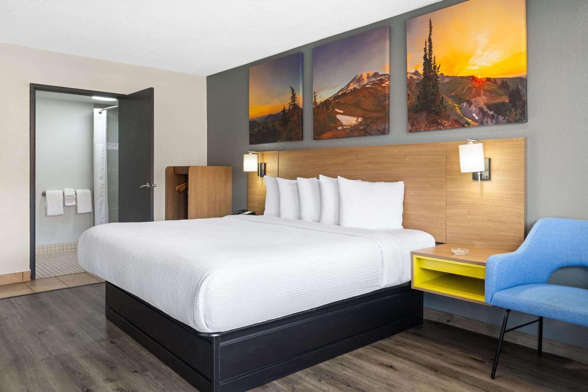 Days Inn By Wyndham Columbus Worthington エクステリア 写真